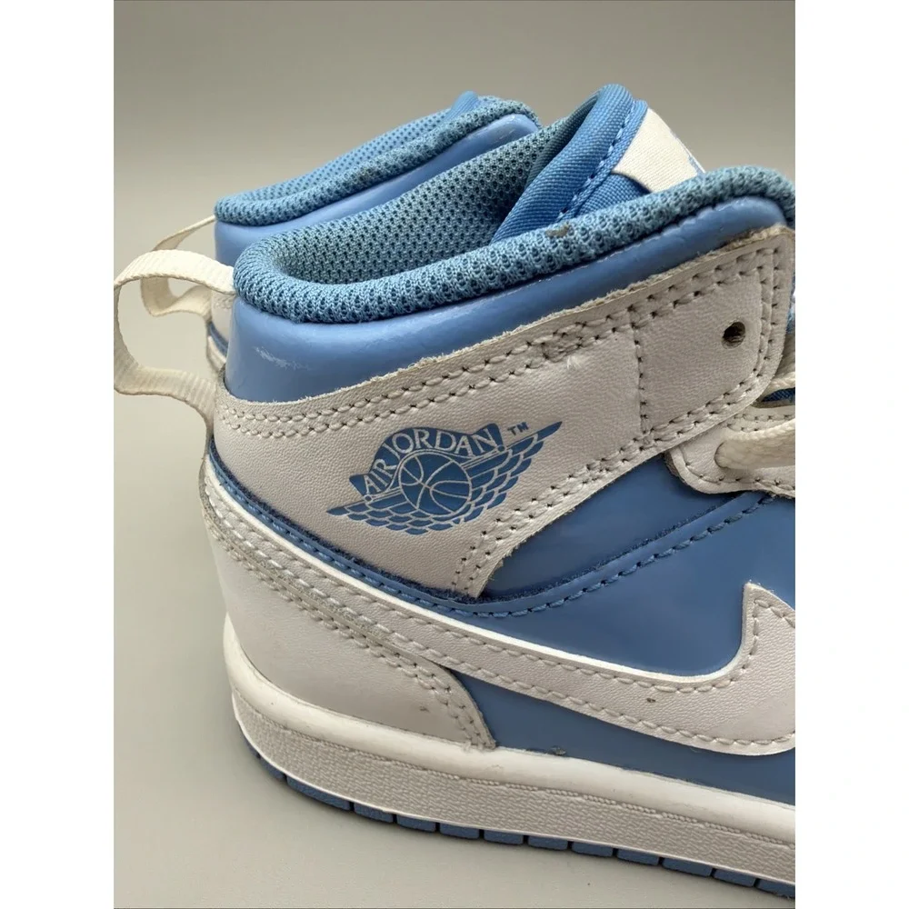 Air Jordan 1 Mid UNC University Blue - Youth Size 1Y Classic AJ1  GreatCondition